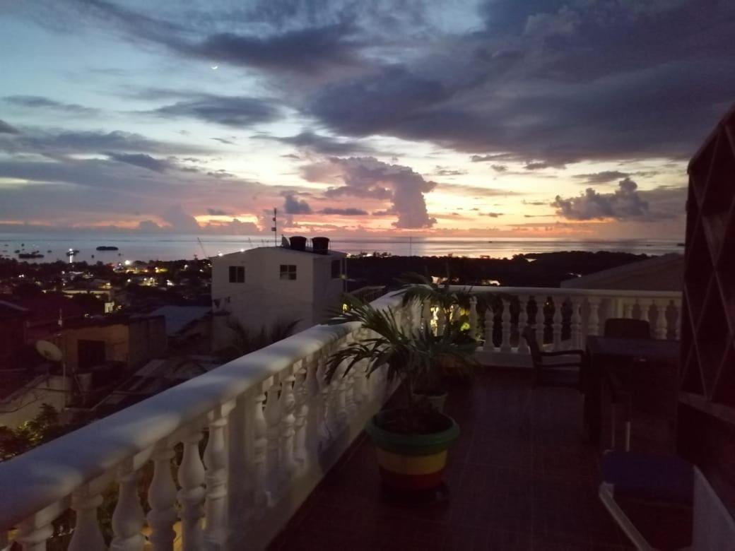 Apartamentos Turisticos Agua Luna San Andres  Exterior photo