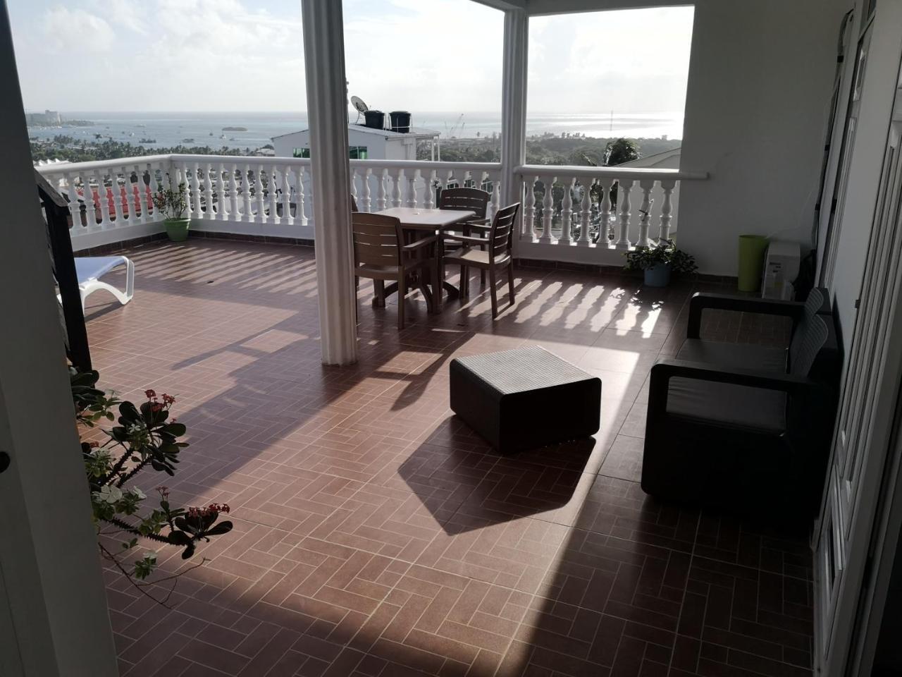 Apartamentos Turisticos Agua Luna San Andres  Exterior photo