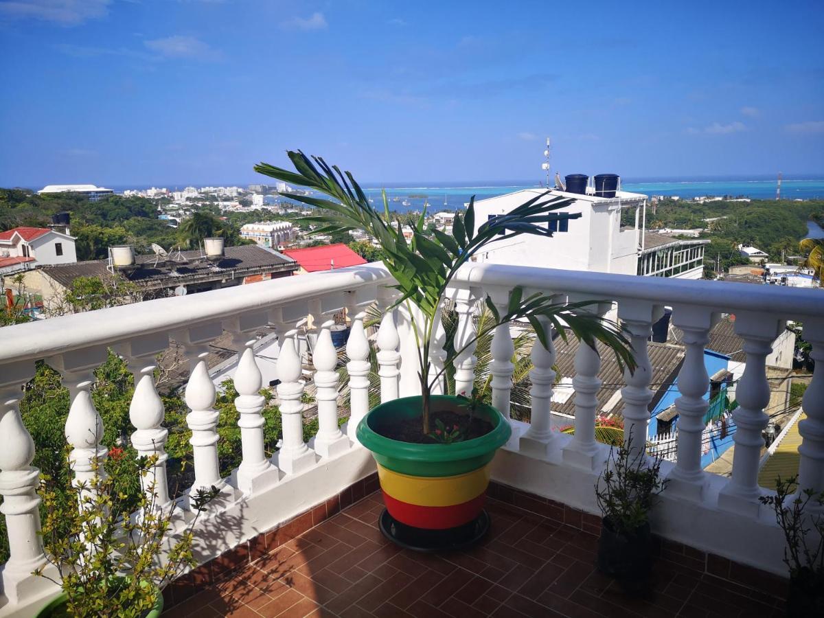 Apartamentos Turisticos Agua Luna San Andres  Exterior photo